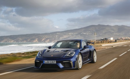 2022 Porsche 718 Cayman GT4 RS (Color: Gentian Blue Metallic) Front Wallpapers 450x275 (70)