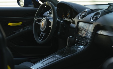 2022 Porsche 718 Cayman GT4 RS (Color: Gentian Blue Metallic) Interior Wallpapers 450x275 (99)