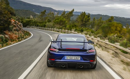 2022 Porsche 718 Cayman GT4 RS (Color: Gentian Blue Metallic) Rear Wallpapers 450x275 (73)