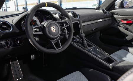 2022 Porsche 718 Cayman GT4 RS (Color: Guards Red) Interior Wallpapers 450x275 (58)