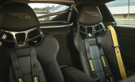 2022 Porsche 718 Cayman GT4 RS (Color: Racing Yellow) Interior Seats Wallpapers 450x275 (249)