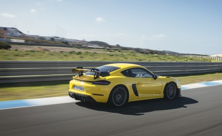 2022 Porsche 718 Cayman GT4 RS (Color: Racing Yellow) Rear Three-Quarter Wallpapers 450x275 (173)