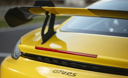 2022 Porsche 718 Cayman GT4 RS (Color: Racing Yellow) Spoiler Wallpapers 450x275 (236)