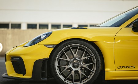 2022 Porsche 718 Cayman GT4 RS (Color: Racing Yellow) Wheel Wallpapers 450x275 (212)