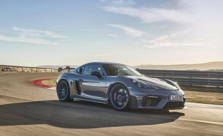 2022 Porsche 718 Cayman GT4 RS Front Three-Quarter Wallpapers 450x275 (340)