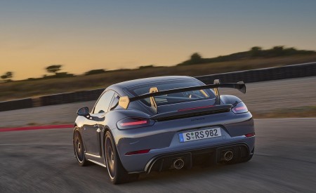 2022 Porsche 718 Cayman GT4 RS Rear Wallpapers 450x275 (350)