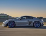 2022 Porsche 718 Cayman GT4 RS Side Wallpapers 150x120 (12)