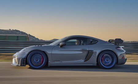 2022 Porsche 718 Cayman GT4 RS Side Wallpapers 450x275 (346)