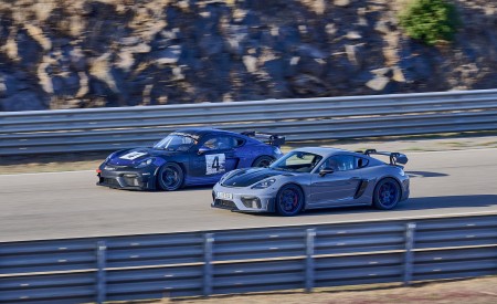 2022 Porsche 718 Cayman GT4 RS and 718 Cayman GT4 RS Clubsport Wallpapers 450x275 (355)