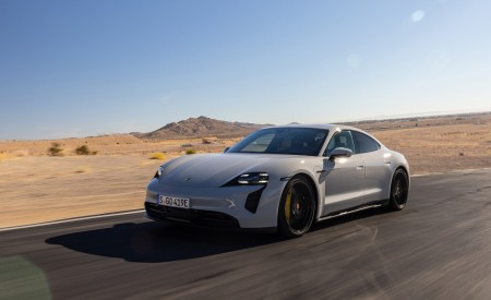 2022 Porsche Taycan GTS (Color: Crayon) Front Three-Quarter Wallpapers 450x275 (61)