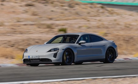 2022 Porsche Taycan GTS (Color: Crayon) Front Three-Quarter Wallpapers 450x275 (60)