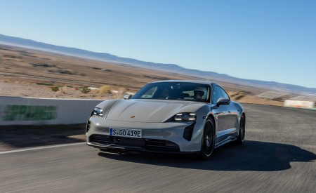 2022 Porsche Taycan GTS (Color: Crayon) Front Wallpapers 450x275 (68)