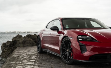 2022 Porsche Taycan GTS Sport Turismo (Color: Carmine Red) Detail Wallpapers 450x275 (91)