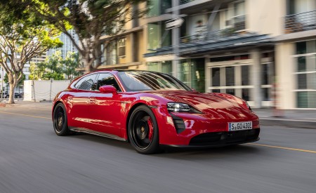2022 Porsche Taycan GTS Sport Turismo (Color: Carmine Red) Front Three-Quarter Wallpapers 450x275 (155)