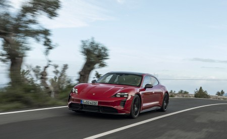 2022 Porsche Taycan GTS Sport Turismo (Color: Carmine Red) Front Three-Quarter Wallpapers 450x275 (75)