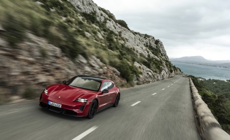 2022 Porsche Taycan GTS Sport Turismo (Color: Carmine Red) Front Three-Quarter Wallpapers 450x275 (47)