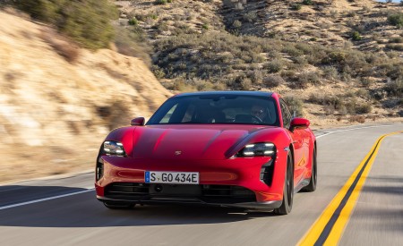 2022 Porsche Taycan GTS Sport Turismo (Color: Carmine Red) Front Wallpapers  450x275 (146)