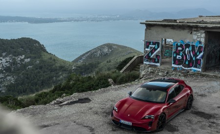 2022 Porsche Taycan GTS Sport Turismo (Color: Carmine Red) Front Wallpapers 450x275 (106)