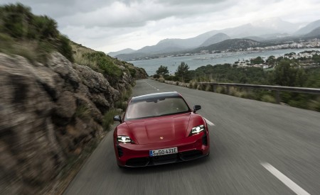 2022 Porsche Taycan GTS Sport Turismo (Color: Carmine Red) Front Wallpapers 450x275 (49)