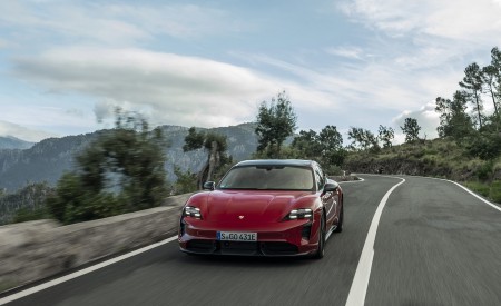 2022 Porsche Taycan GTS Sport Turismo (Color: Carmine Red) Front Wallpapers 450x275 (78)
