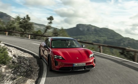 2022 Porsche Taycan GTS Sport Turismo (Color: Carmine Red) Front Wallpapers 450x275 (56)