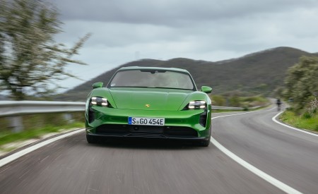 2022 Porsche Taycan GTS Sport Turismo (Color: Mamba Green Metallic) Front Wallpapers 450x275 (2)