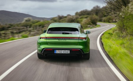 2022 Porsche Taycan GTS Sport Turismo (Color: Mamba Green Metallic) Rear Wallpapers 450x275 (12)