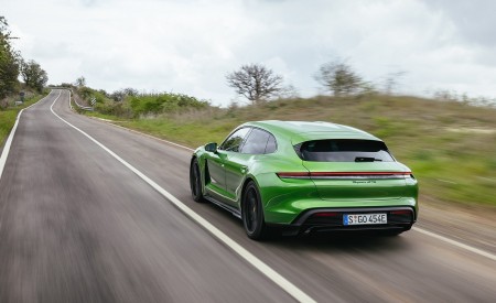 2022 Porsche Taycan GTS Sport Turismo (Color: Mamba Green Metallic) Rear Wallpapers 450x275 (9)
