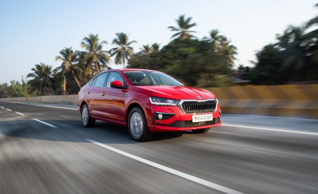 2022 Skoda Slavia Front Three-Quarter Wallpapers 450x275 (12)