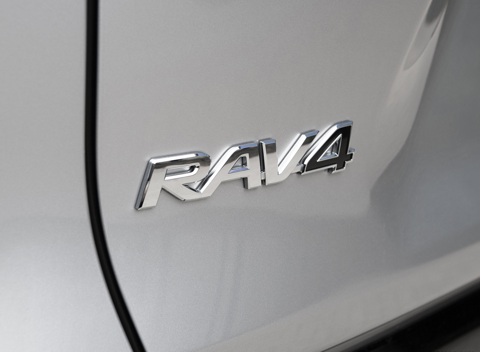 2022 Toyota RAV4 SE Hybrid Badge Wallpapers (14)