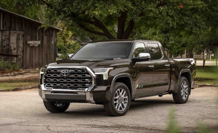 2022 Toyota Tundra 1794 Edition (Color: Smoked Mesquite) Front Three-Quarter Wallpapers 450x275 (4)
