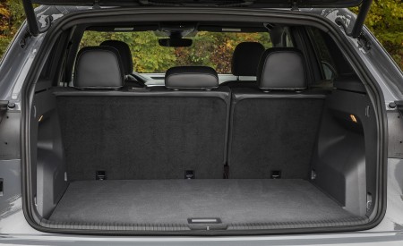 2022 Volkswagen Atlas Cross Sport Trunk Wallpapers 450x275 (20)