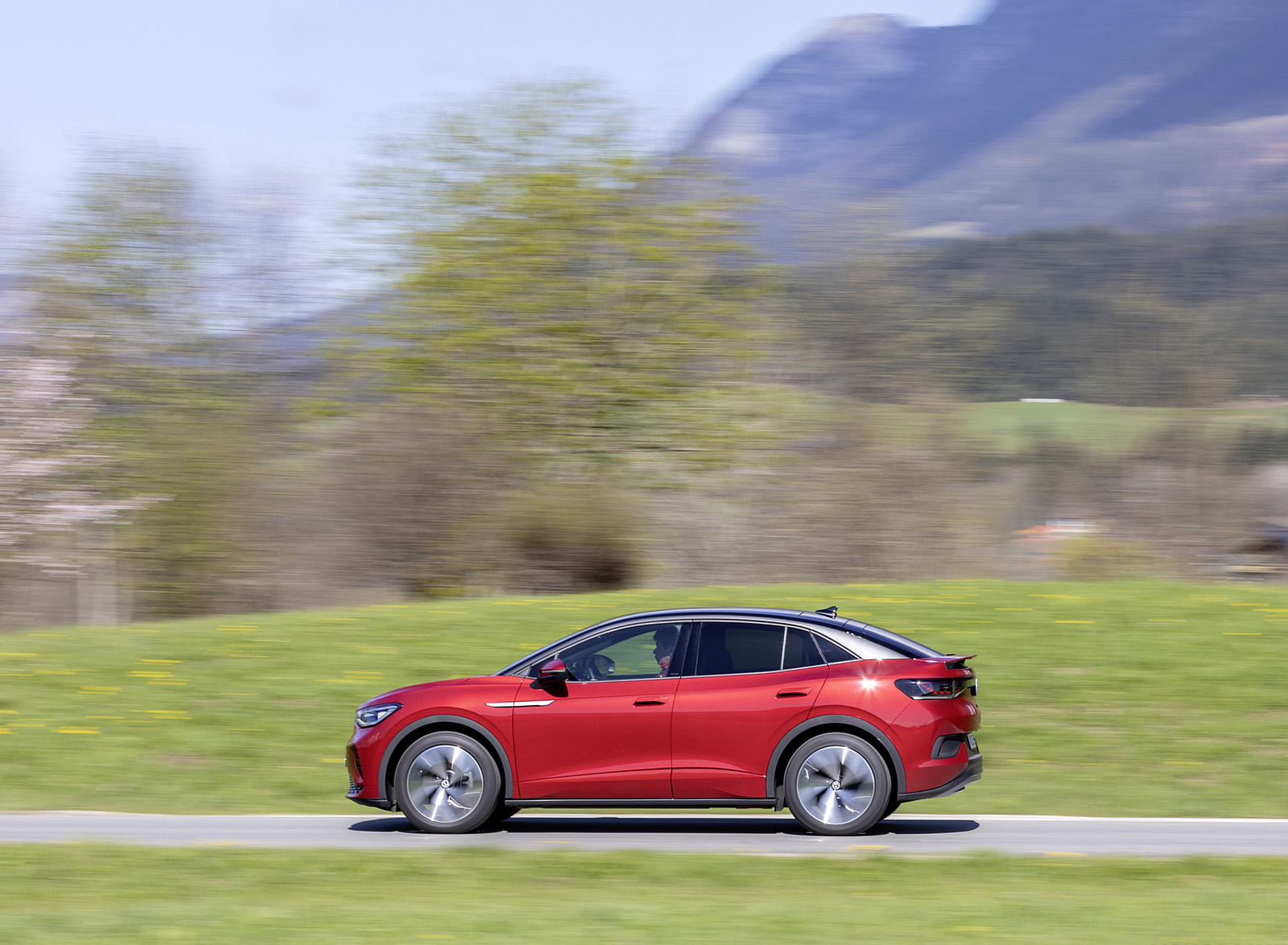 2022 Volkswagen ID.5 GTX Side Wallpapers (10)