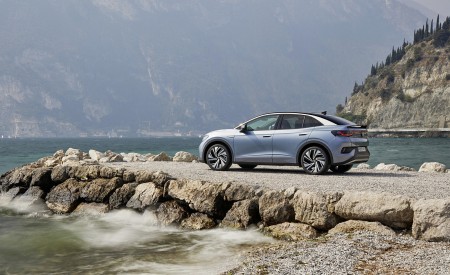 2022 Volkswagen ID.5 Rear Three-Quarter Wallpapers 450x275 (14)