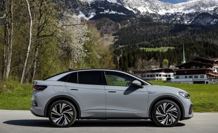 2022 Volkswagen ID.5 Side Wallpapers 450x275 (5)