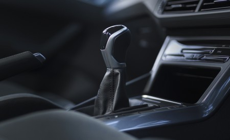 2022 Volkswagen Polo Style (UK-Spec) Central Console Wallpapers 450x275 (30)