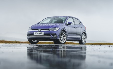 2022 Volkswagen Polo Style (UK-Spec) Front Three-Quarter Wallpapers 450x275 (16)