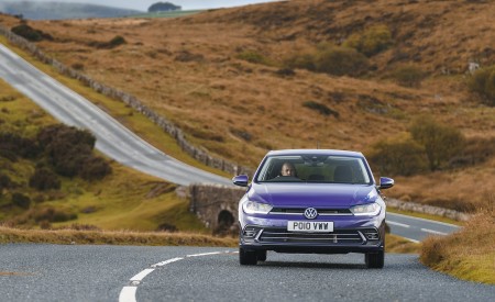 2022 Volkswagen Polo Style (UK-Spec) Front Wallpapers 450x275 (8)