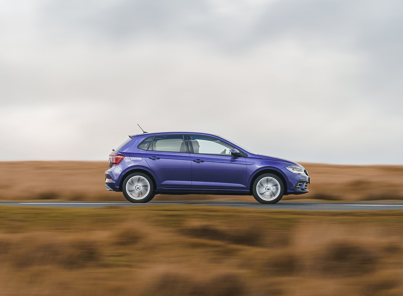 2022 Volkswagen Polo Style (UK-Spec) Side Wallpapers #12 of 37