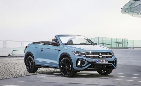 2022 Volkswagen T-Roc Cabriolet Front Three-Quarter Wallpapers 450x275 (26)