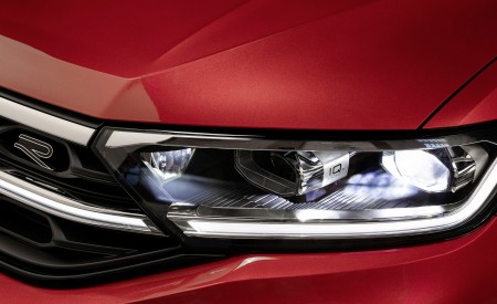 2022 Volkswagen T-Roc Cabriolet Headlight Wallpapers 450x275 (42)