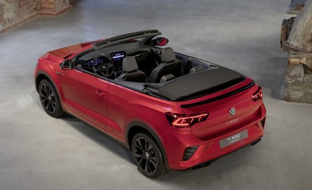 2022 Volkswagen T-Roc Cabriolet Rear Three-Quarter Wallpapers  450x275 (40)