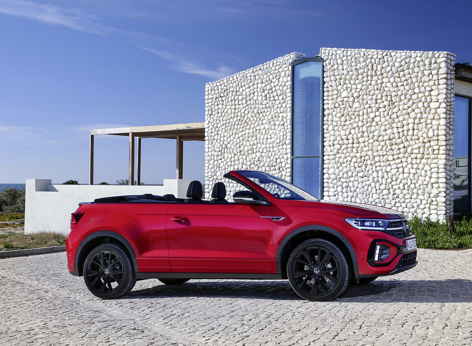 2022 Volkswagen T-Roc Cabriolet Side Wallpapers (12)