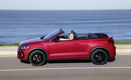 2022 Volkswagen T-Roc Cabriolet Side Wallpapers 450x275 (7)