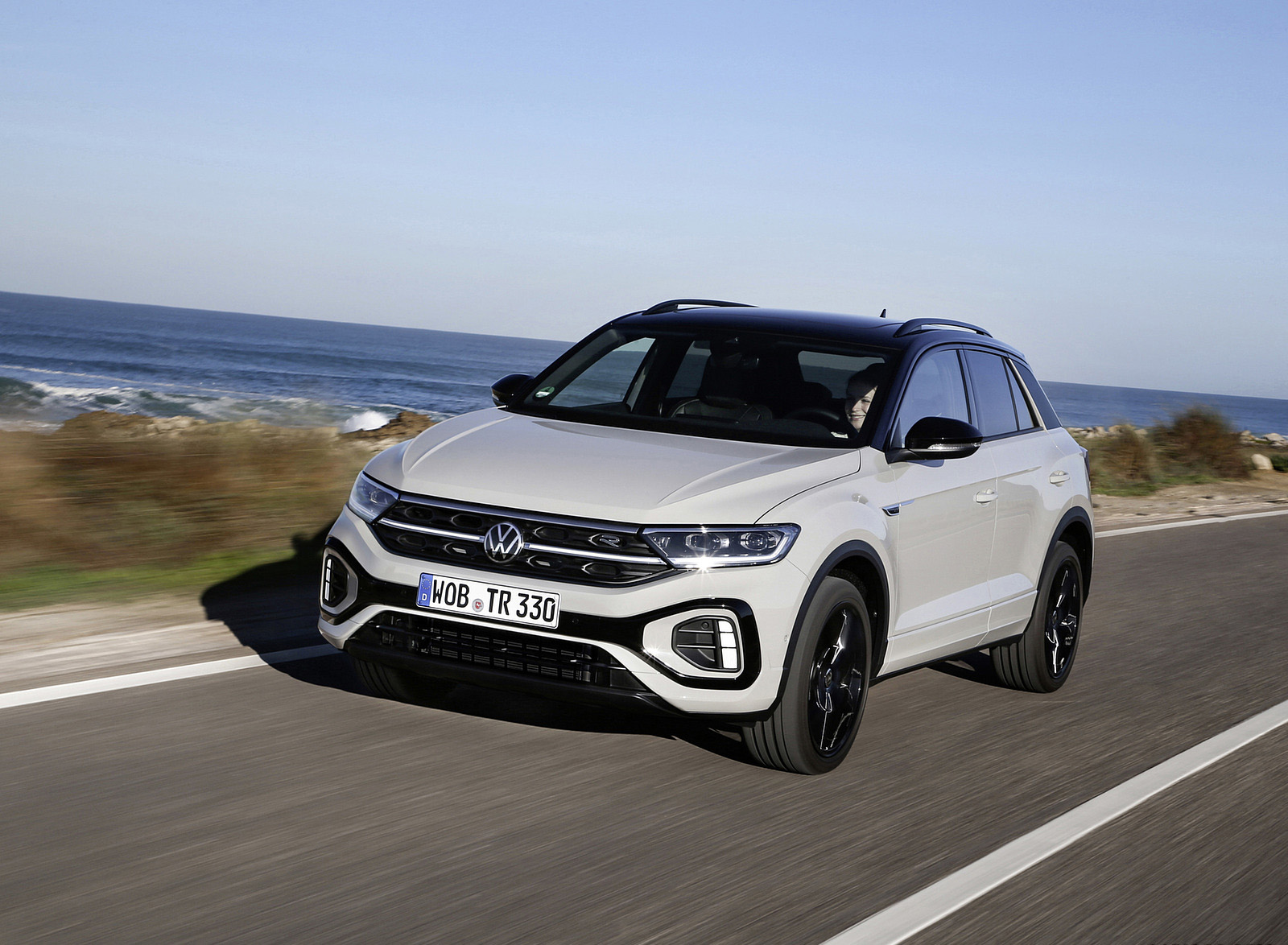 2022 Volkswagen T-Roc Front Wallpapers (1)