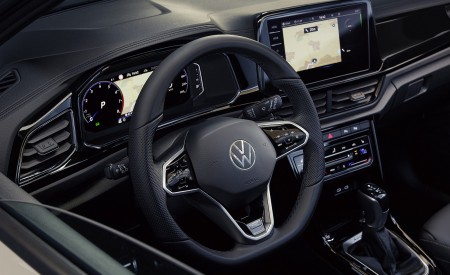 2022 Volkswagen T-Roc Interior Wallpapers 450x275 (34)