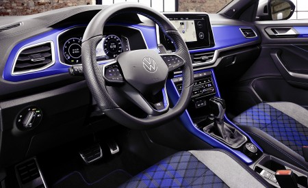 2022 Volkswagen T-Roc R Interior Wallpapers 450x275 (33)