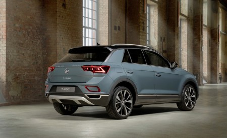 2022 Volkswagen T-Roc Rear Three-Quarter Wallpapers 450x275 (24)