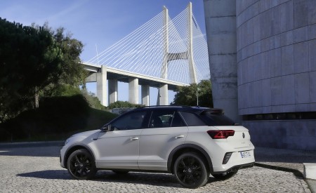 2022 Volkswagen T-Roc Side Wallpapers 450x275 (10)