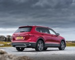 2022 Volkswagen Tiguan Allspace Elegance (UK-Spec) Rear Three-Quarter Wallpapers 150x120 (11)